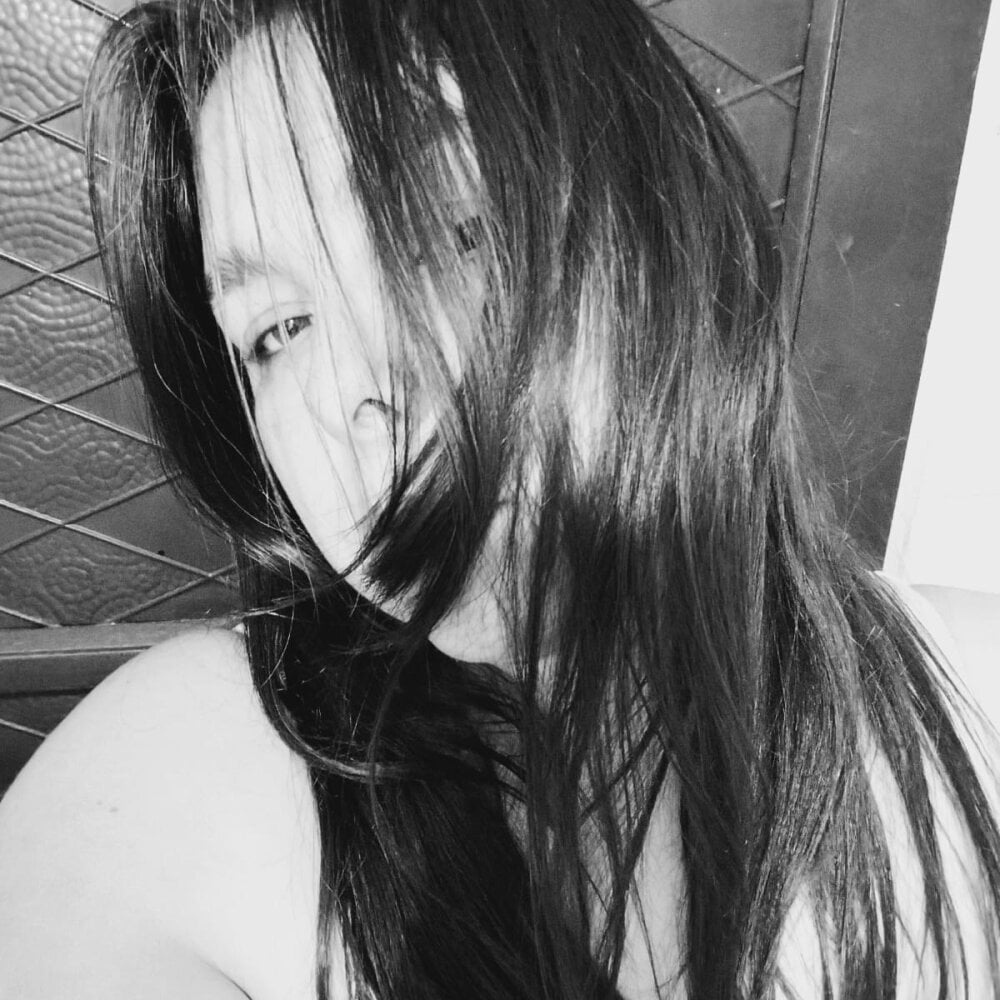SophieSimmons_ Chatroom