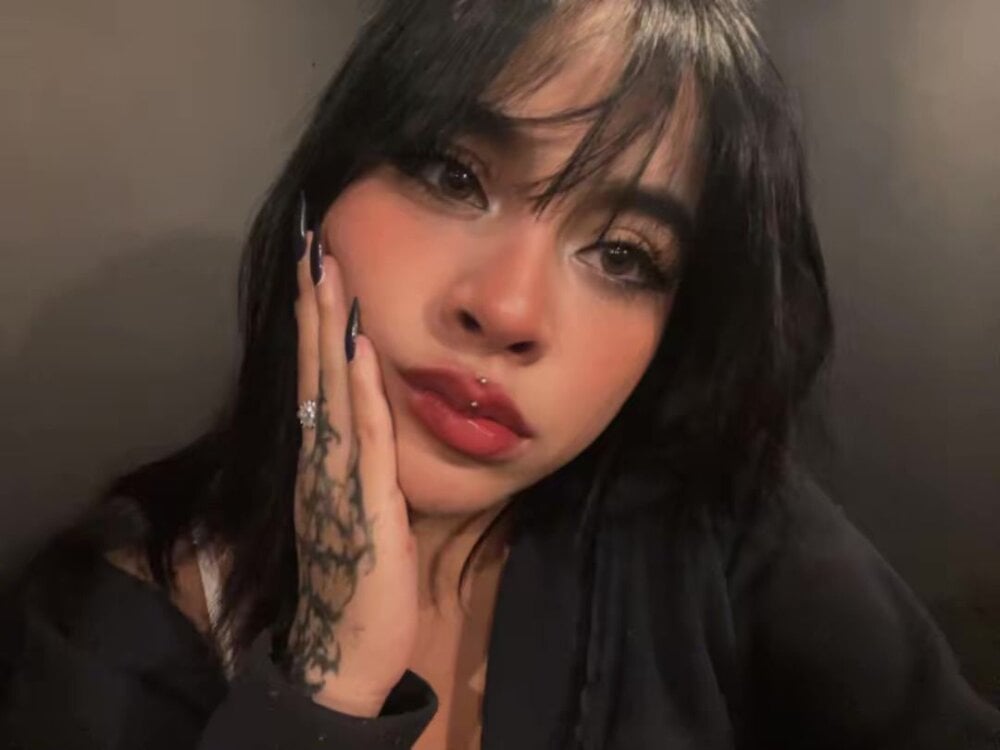 Sophie_wyld Chatroom