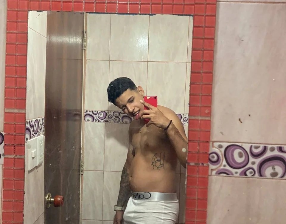 Soyjohander Chatroom