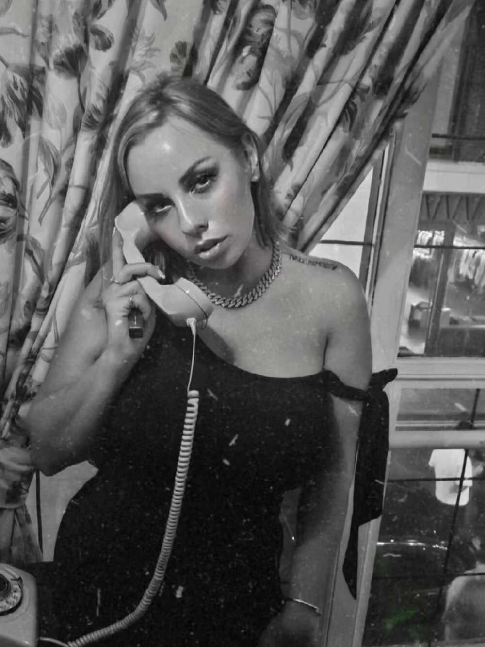 Sparkle2206 Chatroom