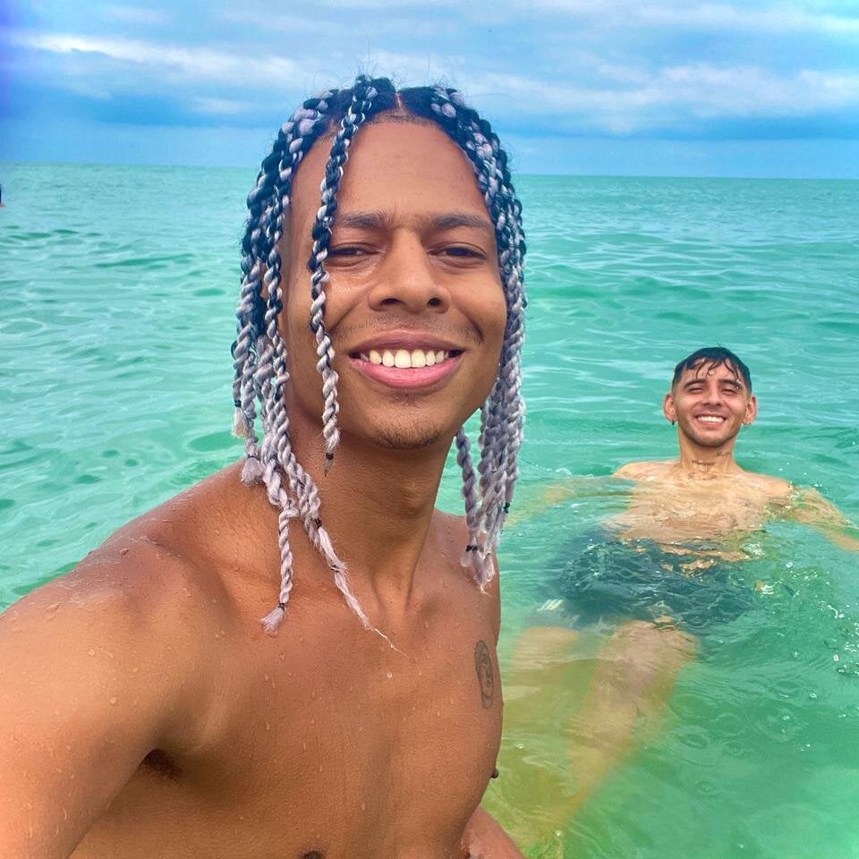 SpicyBoys_X Chatroom
