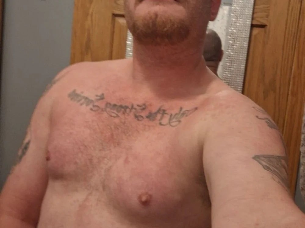 SpreadYourAssOpen4Me Chatroom