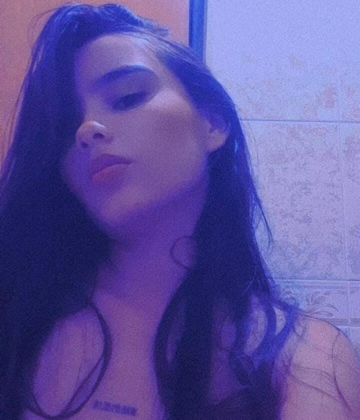 StefanyCondia Chatroom