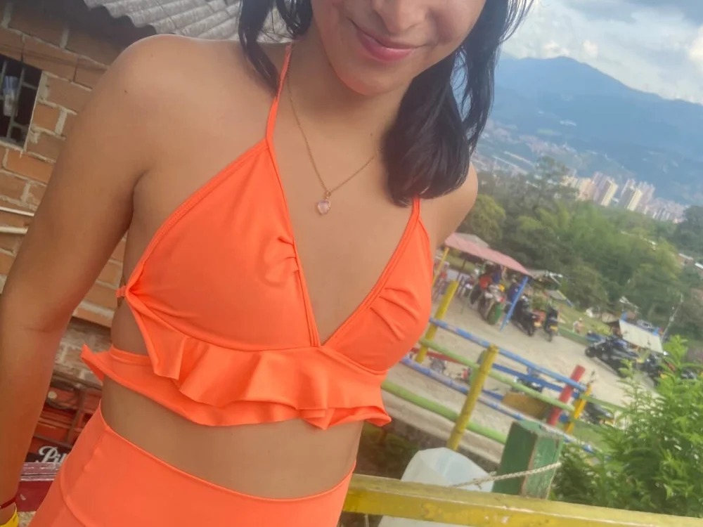 Stefany_Serna Chatroom