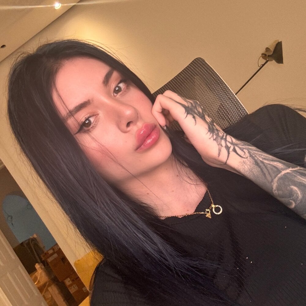 StellaLawrence Chatroom