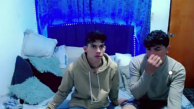 Stephano_Men Chatroom