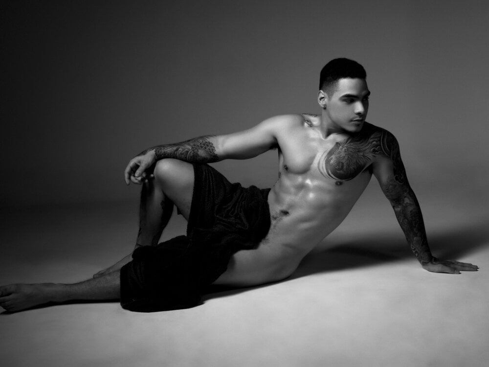 Steven_Velez Chatroom