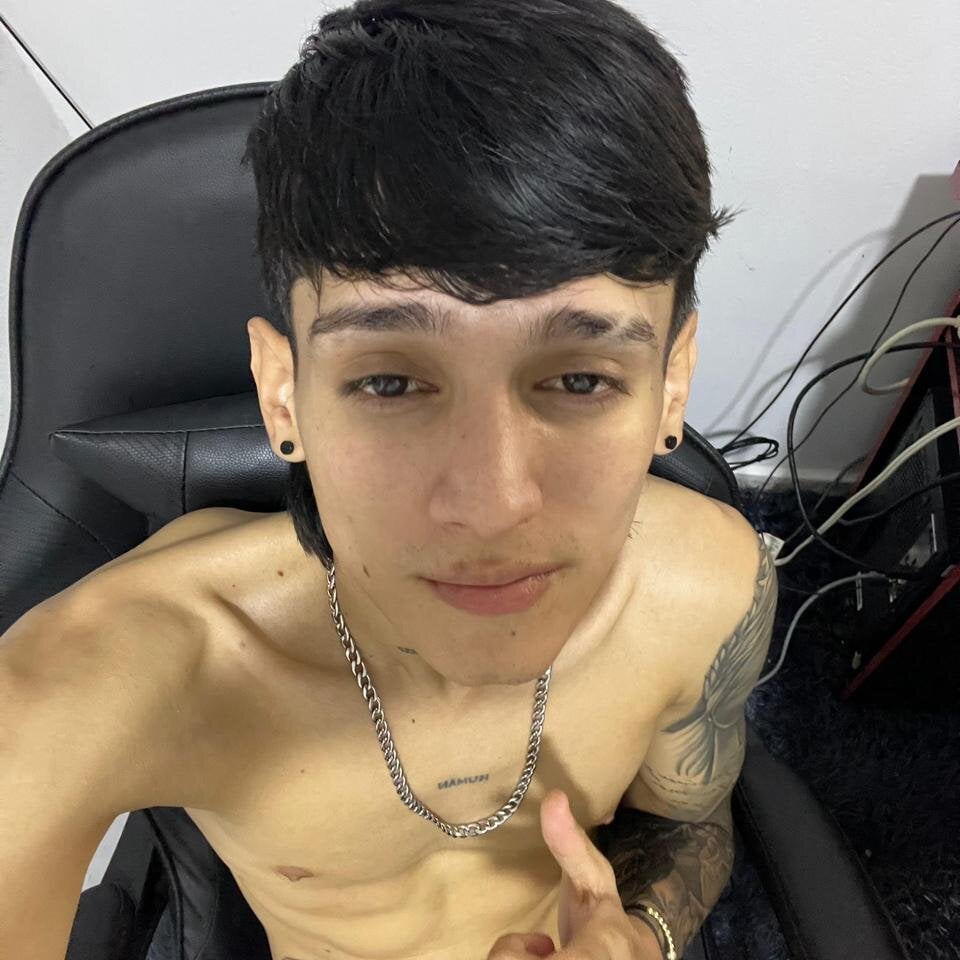 Stiwar_cute Webcam Profile Picture Stiwar_cute Chatroom