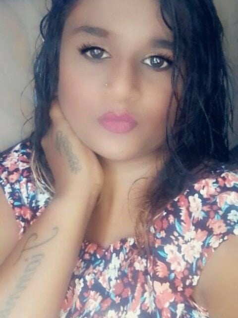 Strawberry_Lips Chatroom