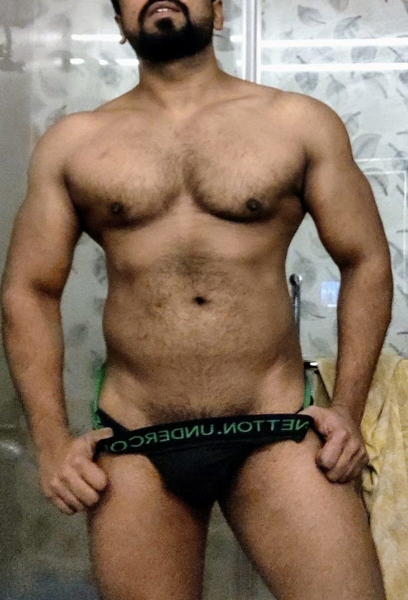 Stright_Boy_Rahul Chatroom