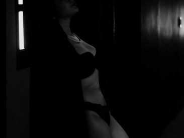 strip-hotty242
