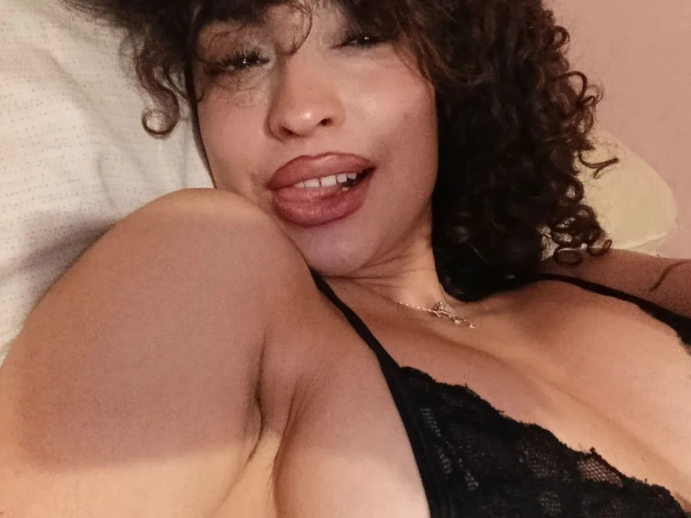 Striptttk Chatroom