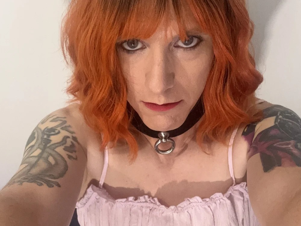 SubmissiveSabrina Chatroom