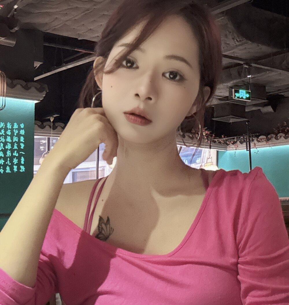 Sue101010 Chatroom