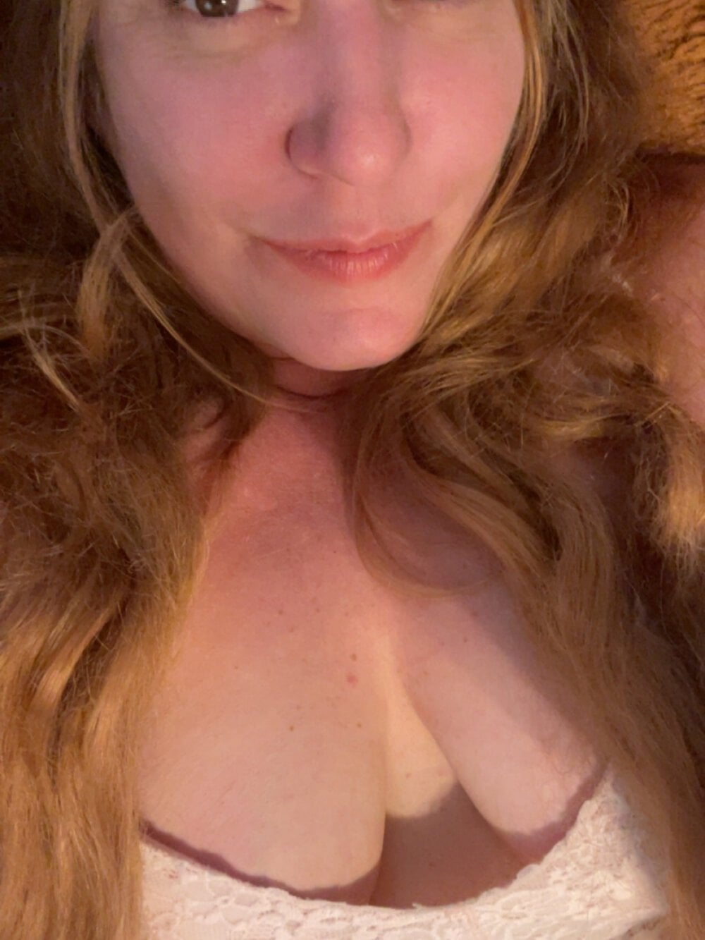 SugarMilkandHoney Chatroom