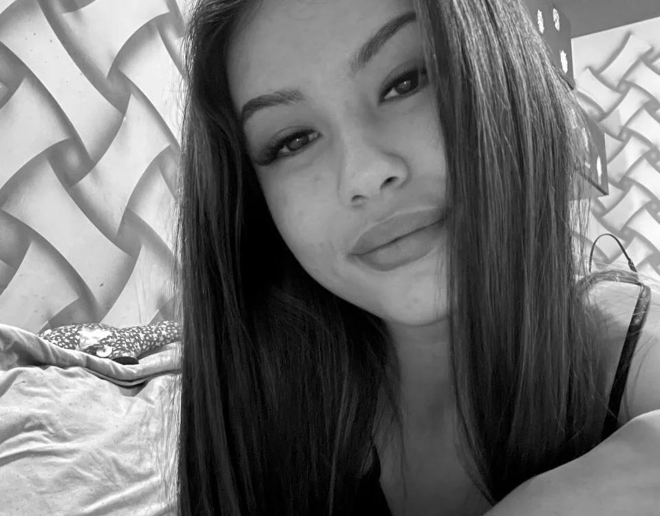 SulemaNeugin Chatroom