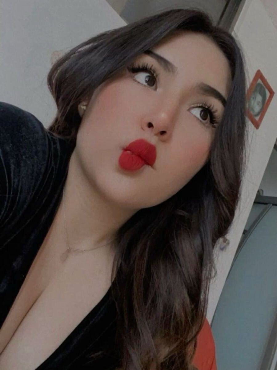 Sultana_Lamar98 Webcam Profile Picture Sultana_Lamar98 Chatroom