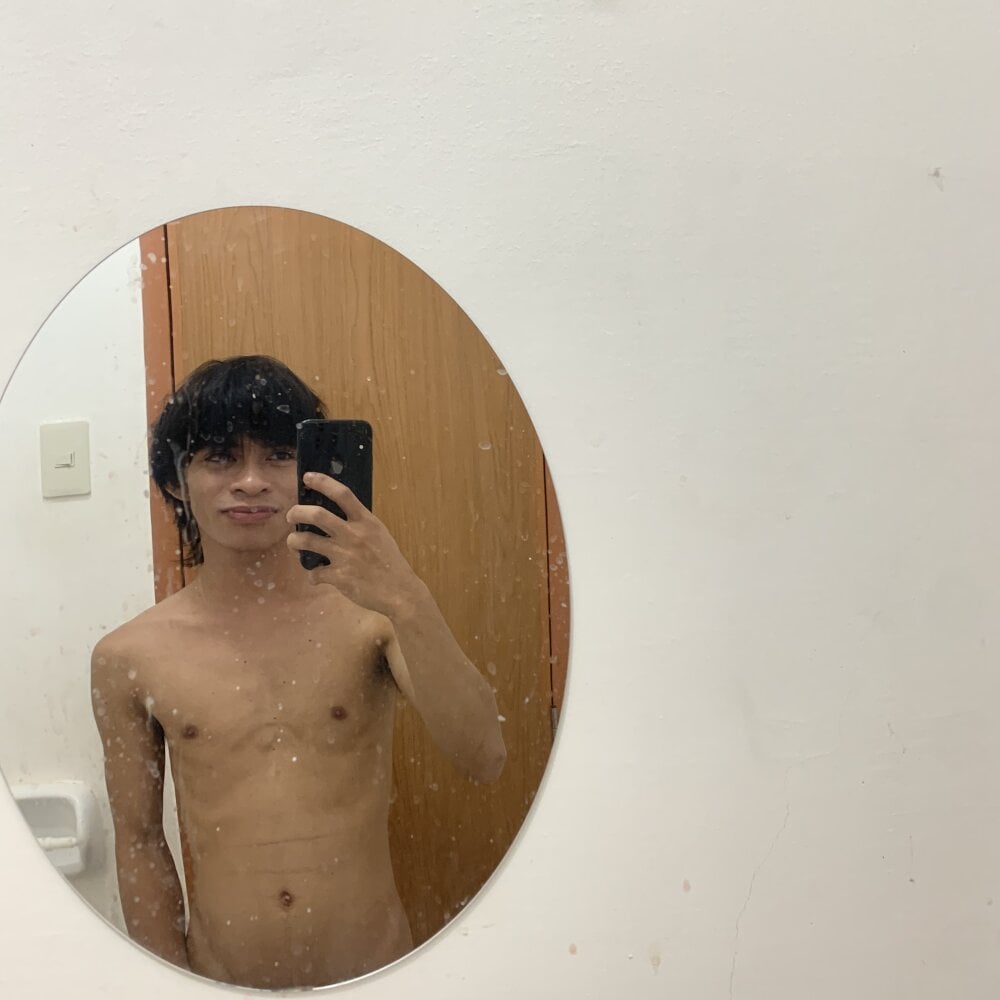 Sultry_Charls Chatroom