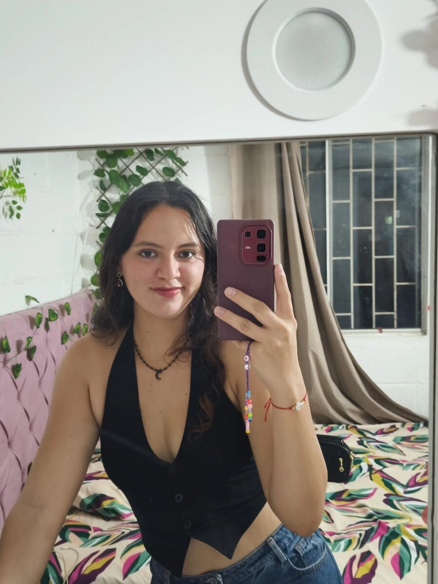 Sunny_sweet14 Chatroom