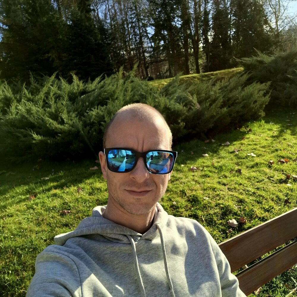 SvenFromCroatia Chatroom