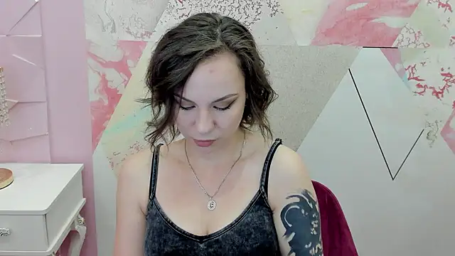 Swan_Dark Chatroom