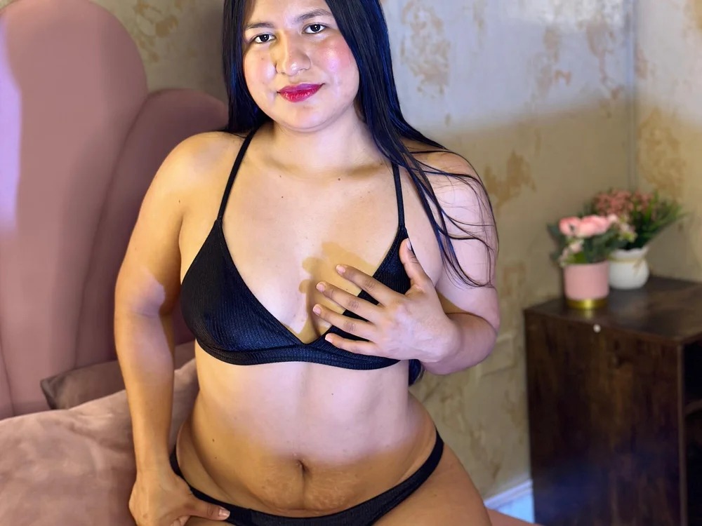 Sweet-Curves Chatroom