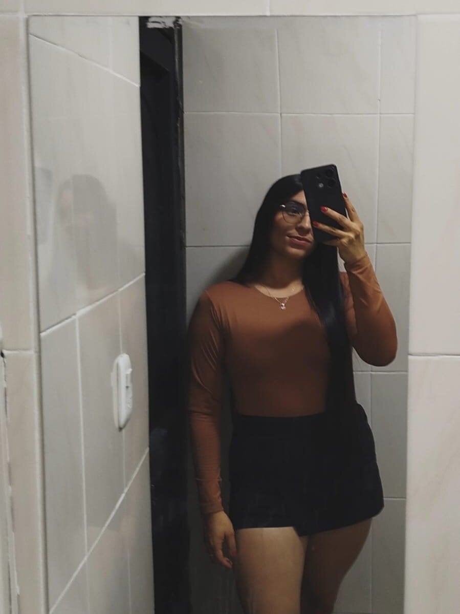 SweetFire_69 Chatroom