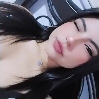 SweetHotCouple18 Chatroom