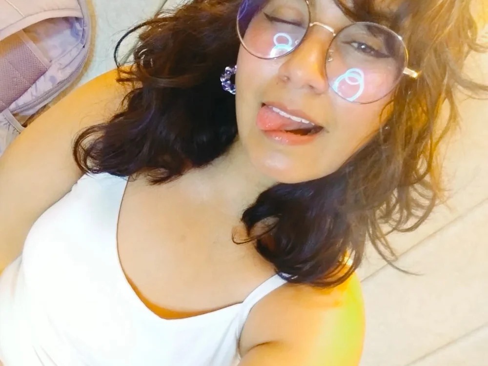 Sweet_Cam_Tx Chatroom