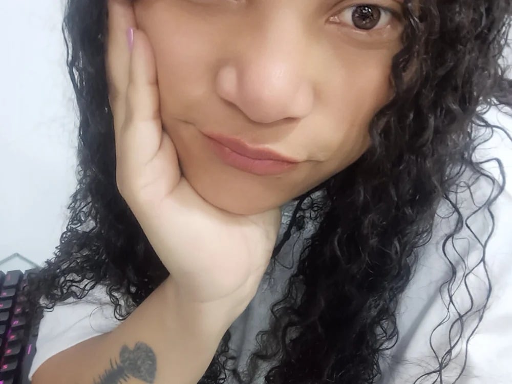 Sweet_Canela Chatroom