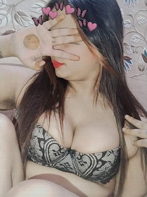 Sweet_Falak Chatroom