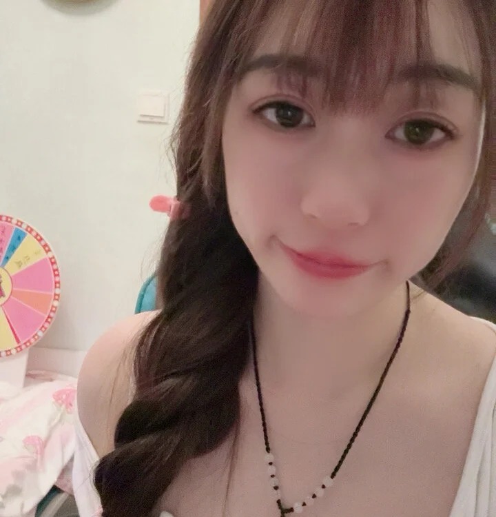 Sweet_PINK0331 Chatroom