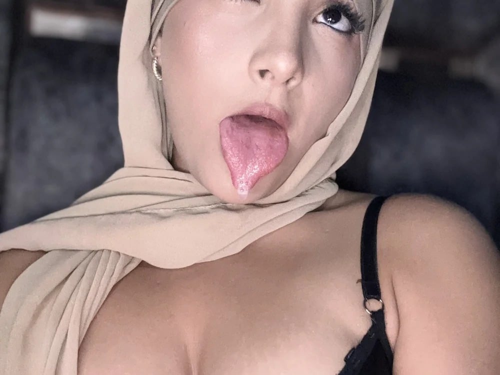 Sweet_TemptationXX Chatroom