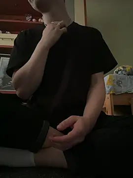 Sweet_boy231 Chatroom