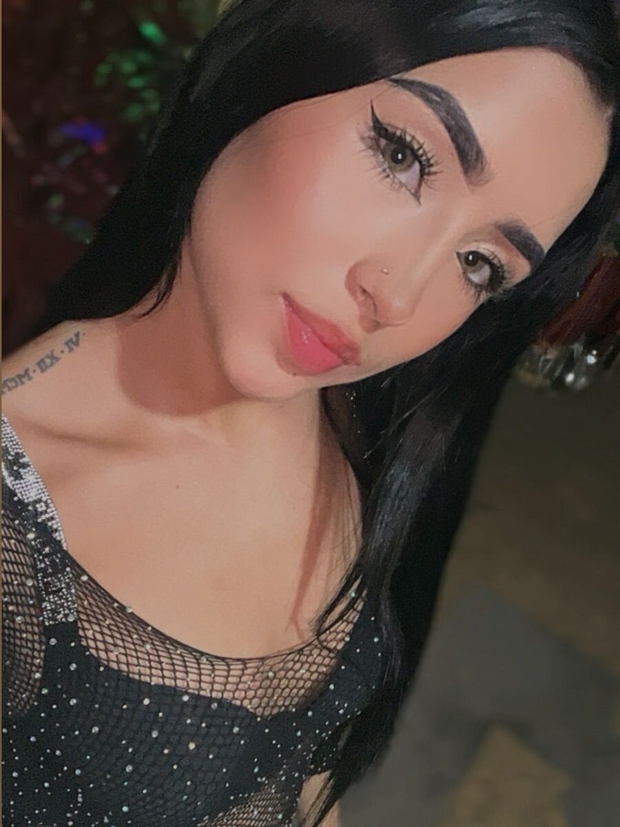 Sweet_phoenix_ Chatroom