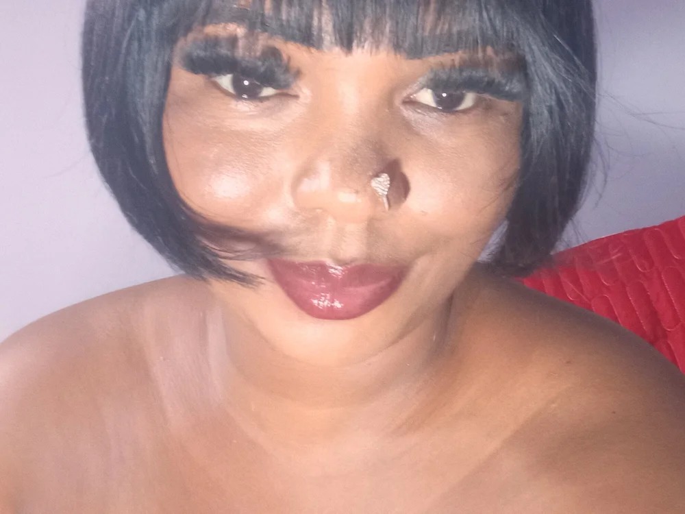 Sweethunnyxx Chatroom