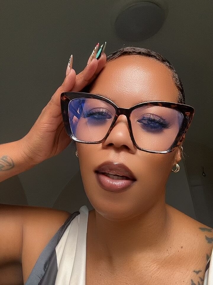 THICKBUNNYCHICKxxx Chatroom