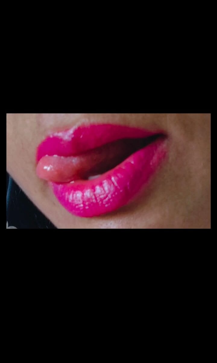 Tamil_Sweety Chatroom