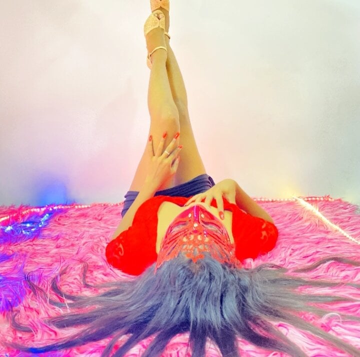 Taniya_mishel Chatroom