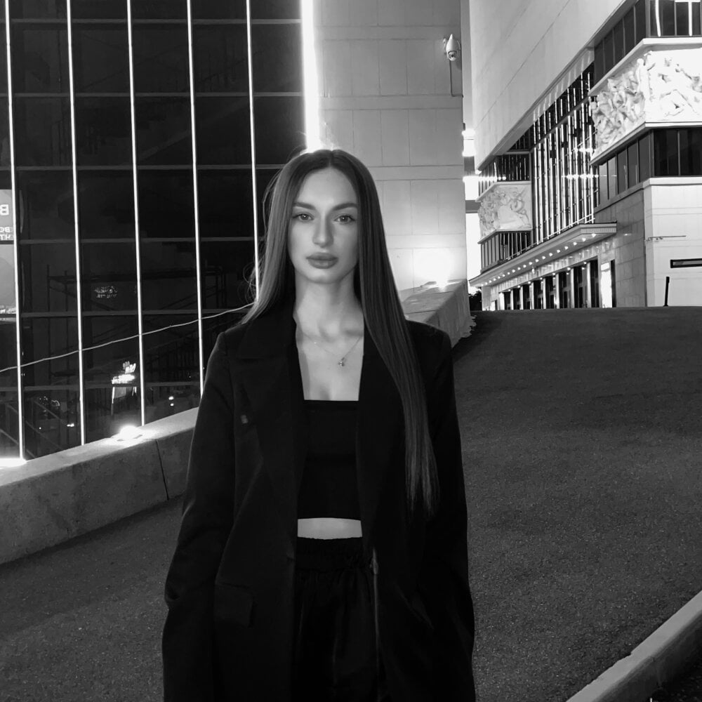 TaraWheeler Chatroom