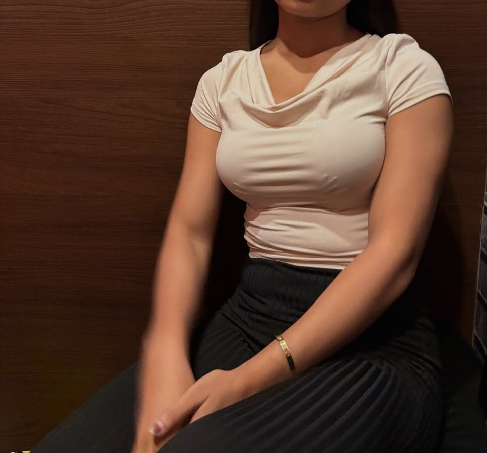 Tara_Golz Chatroom