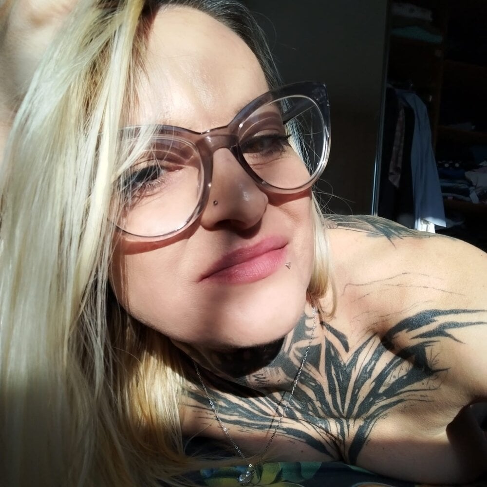 TattooTemptress Chatroom