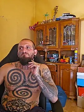 TattooedDick92 Chatroom