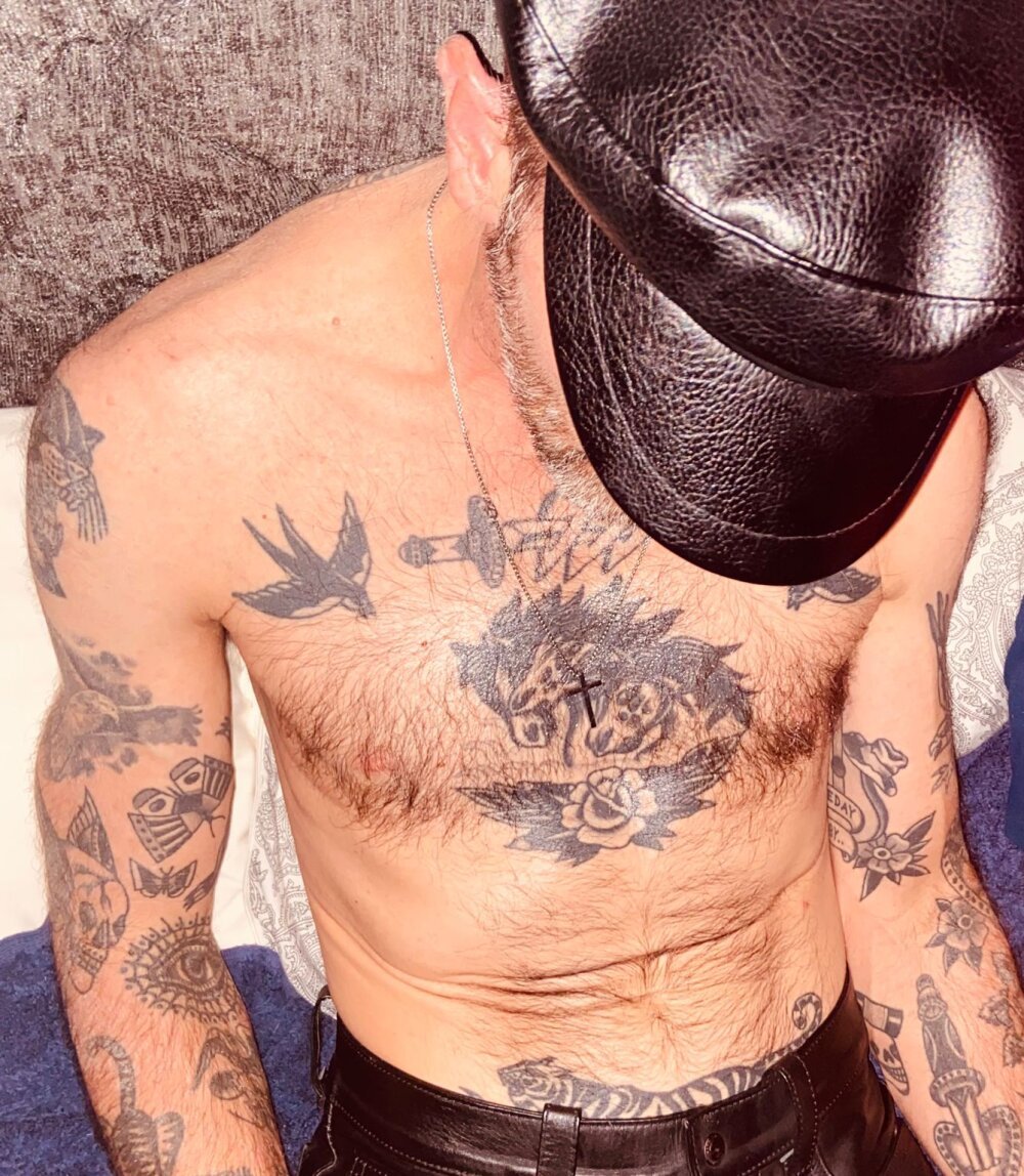 Tattooeddudexxx Chatroom