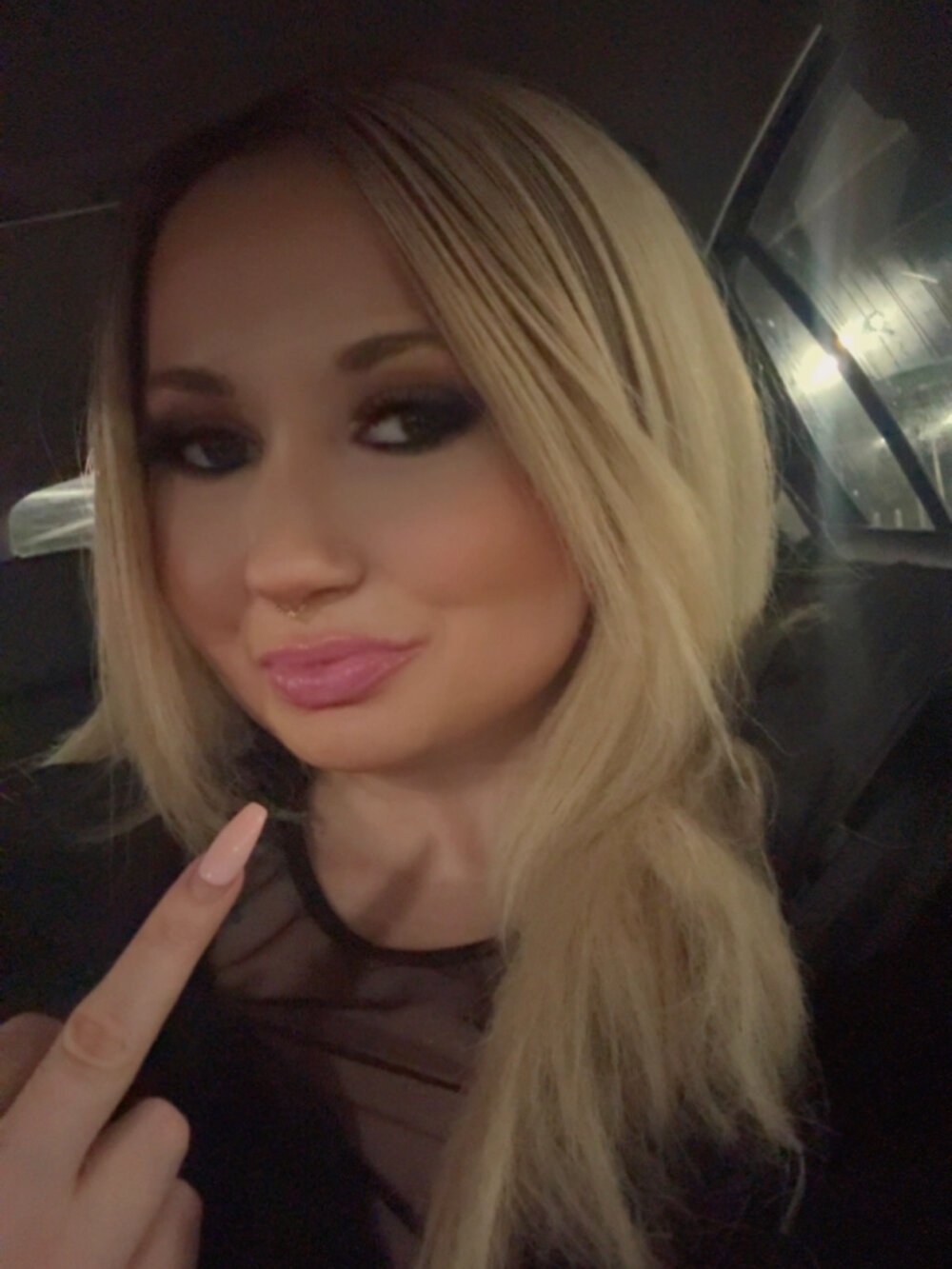 Tayah_Pasadena Chatroom