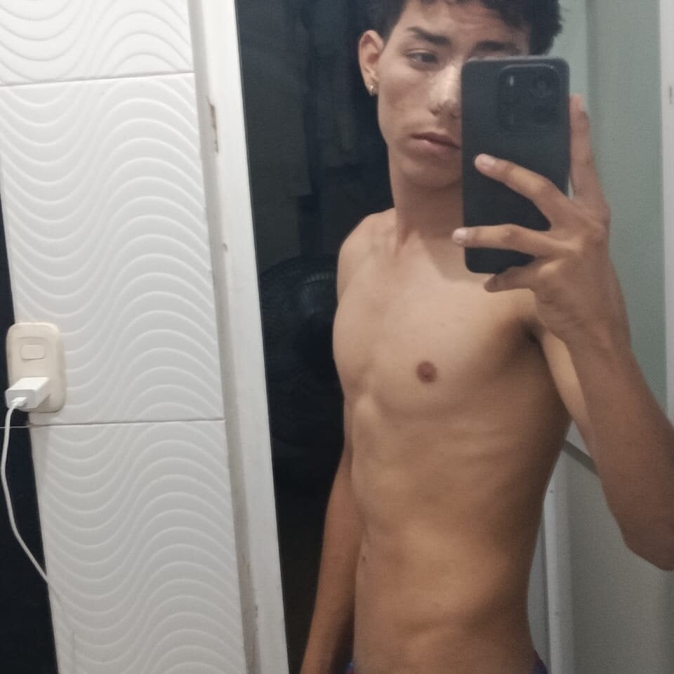 TaylerMiles Chatroom