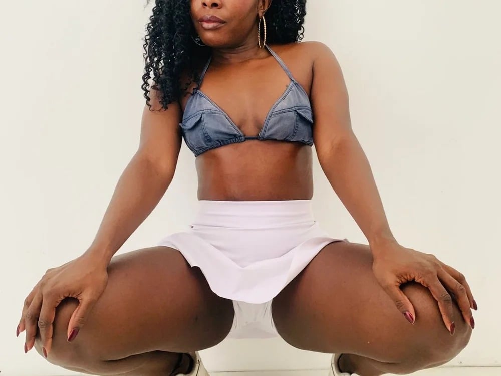 TaylorBloom Chatroom