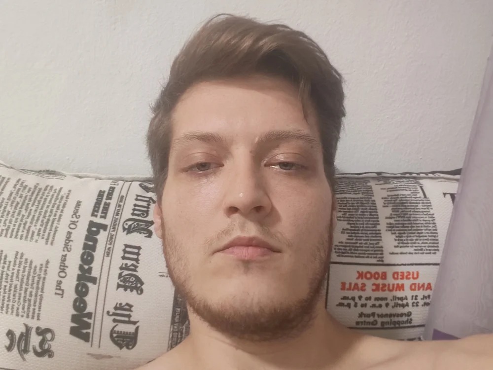 Testicle_Torture Chatroom