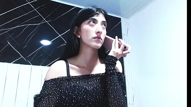 Thaliaaa_ Chatroom