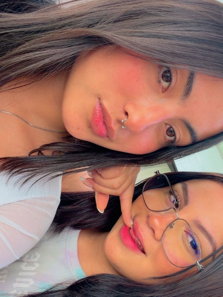 TheGirlsShow Chatroom